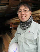 有限会社リニューアル仁 営業工務兼任（現場管理・施工管理）：川口　裕士